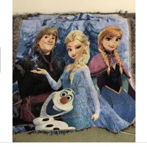 Disney Frozen Tapestry Throw Blanket Anna Elsa Olaf Kristoff w/ Fringe 50”X 62”